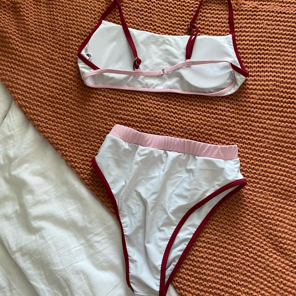 Bikini set - Picture 2 of 2